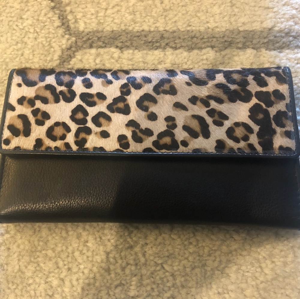 FLASH SALE Michael Rome Designs Leopard Print Wallet Great gift